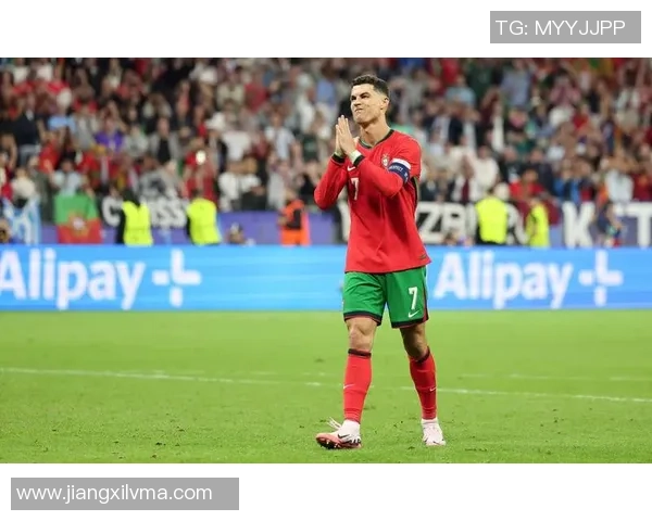 60帧视频展现足球明星的精彩瞬间与激情时刻尽在眼前