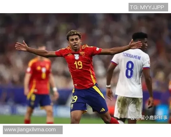 16号足球明星的传奇故事与辉煌成就揭秘